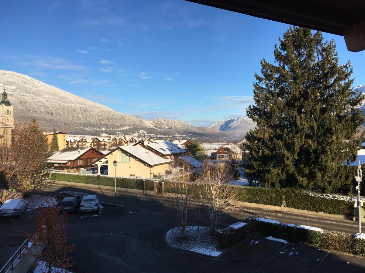 Appartement Plein Centre Village, Vue Montagnes, Proximite Immediate Lac Doussard Exterior photo